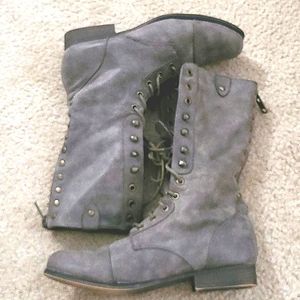 NWOT Steve Madden distressed combat boots 👢